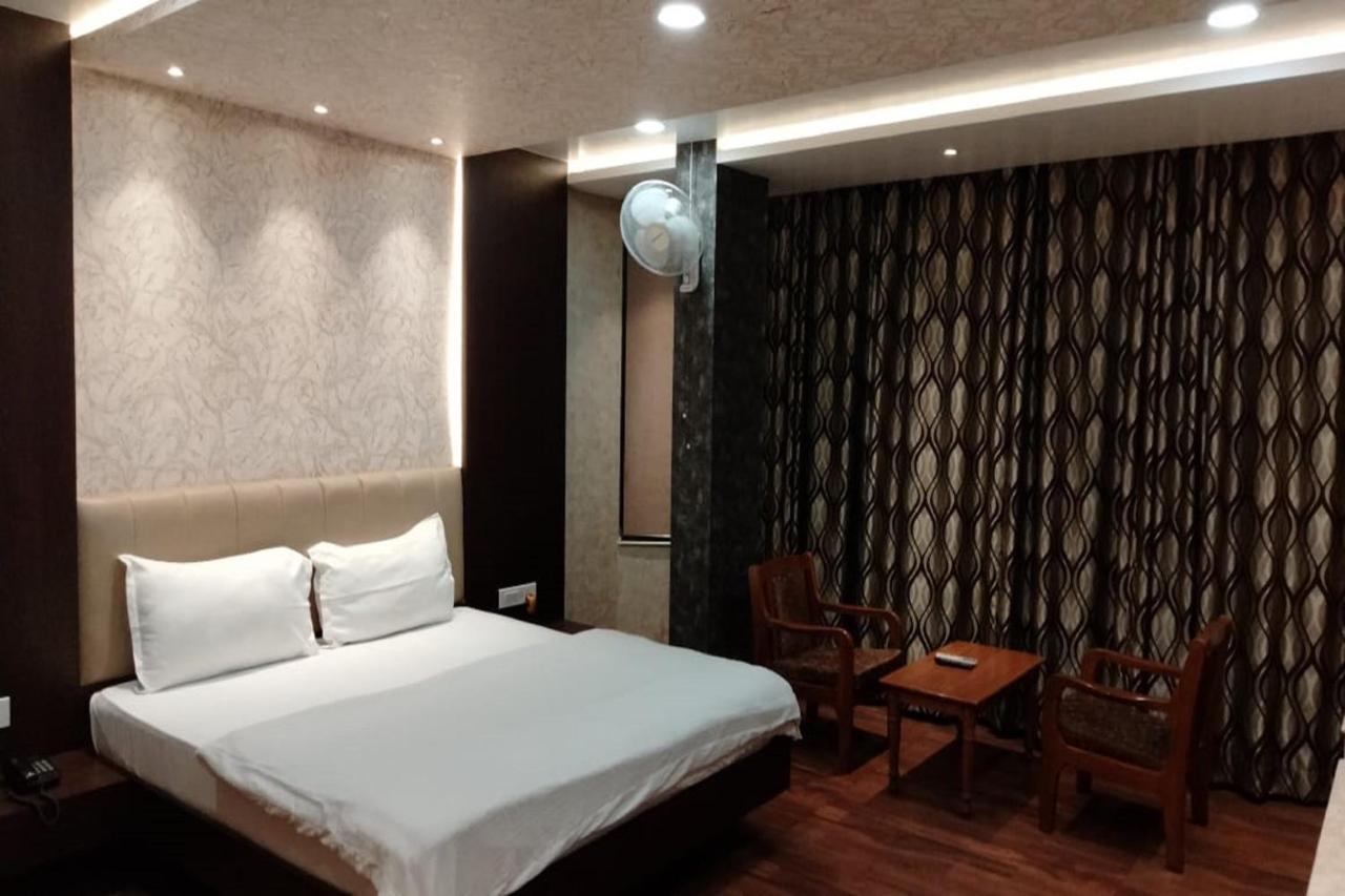 Hotel Park Regency Gorakhpur Ngoại thất bức ảnh
