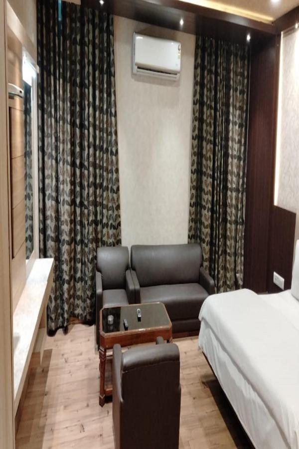 Hotel Park Regency Gorakhpur Ngoại thất bức ảnh